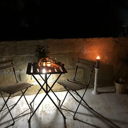 Razzett San Girgor فندق مبيت وإفطار *