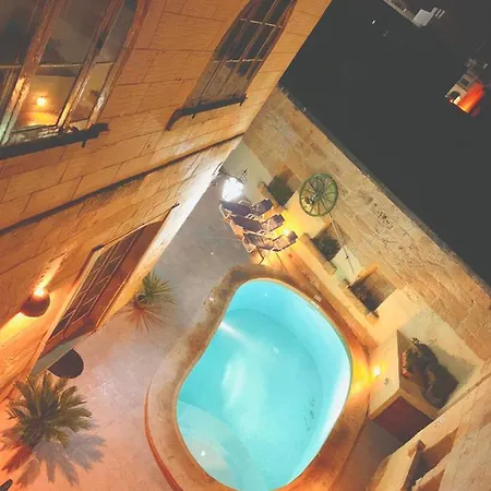 Razzett San Girgor فندق مبيت وإفطار